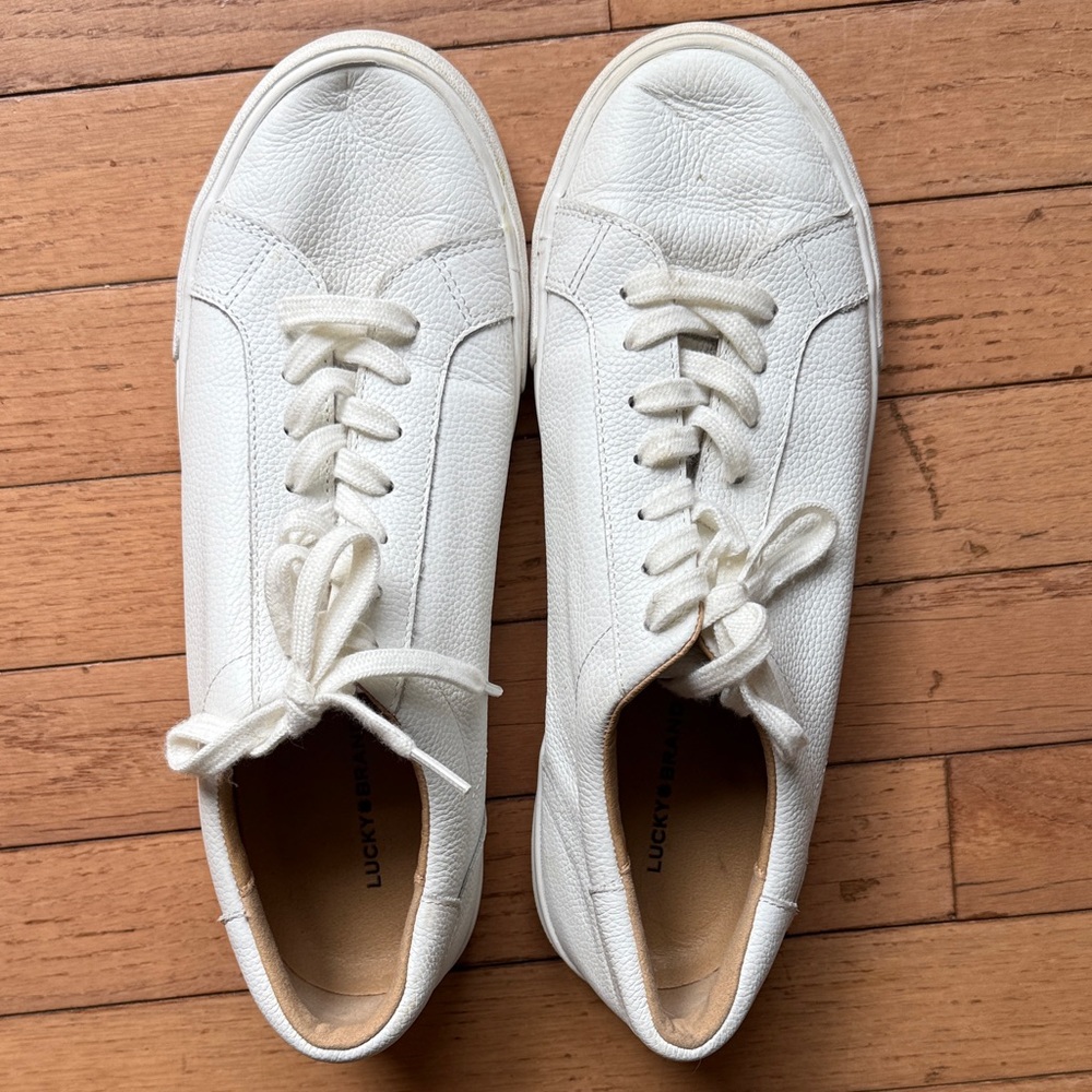 Lucky Brand  Off-White Leather Low-Top Sneakers